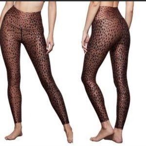 Good American Core Power Leopard Leggings